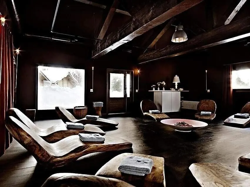公寓 Chalet Mont Blanc - Arc 1950 - Ski-In Ski-Out, 2 Bed Duplex, Sleeps 8 圣莫里斯堡