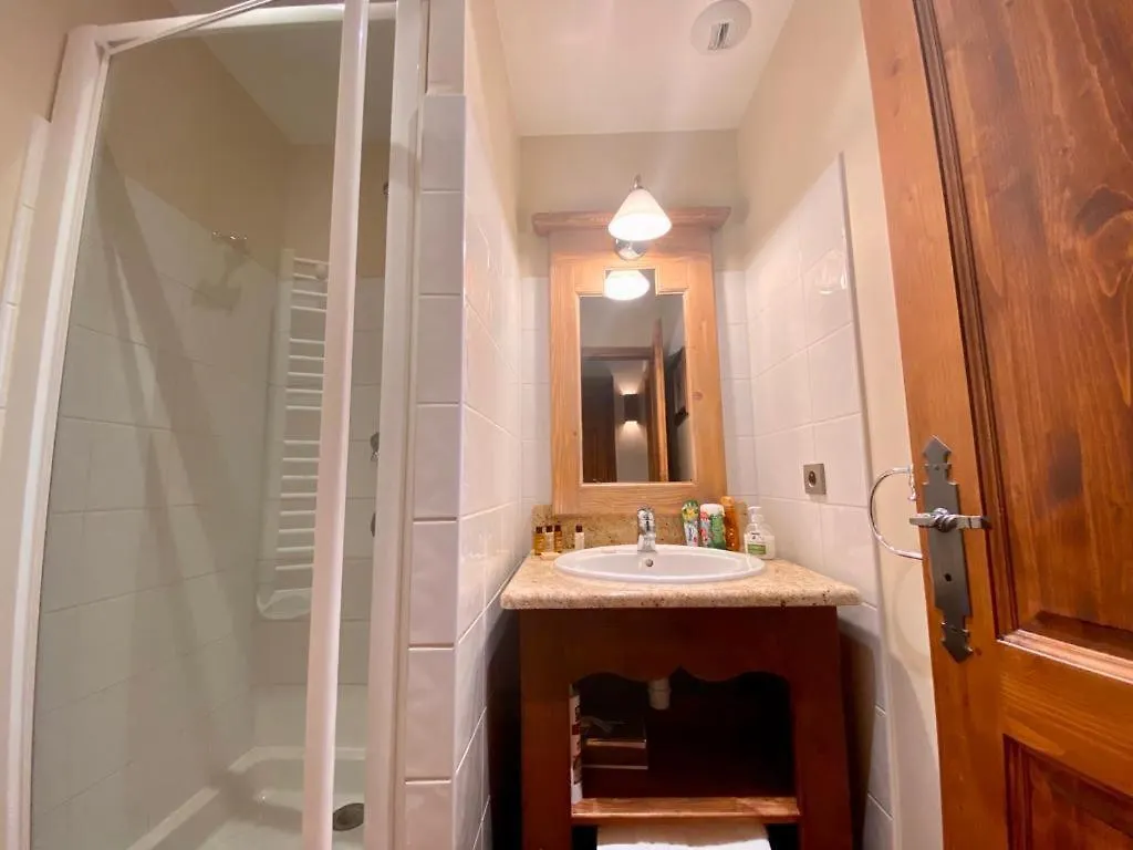 Chalet Mont Blanc - Arc 1950 - Ski-In Ski-Out, 2 Bed Duplex, Sleeps 8 Apartment Bourg-Saint-Maurice