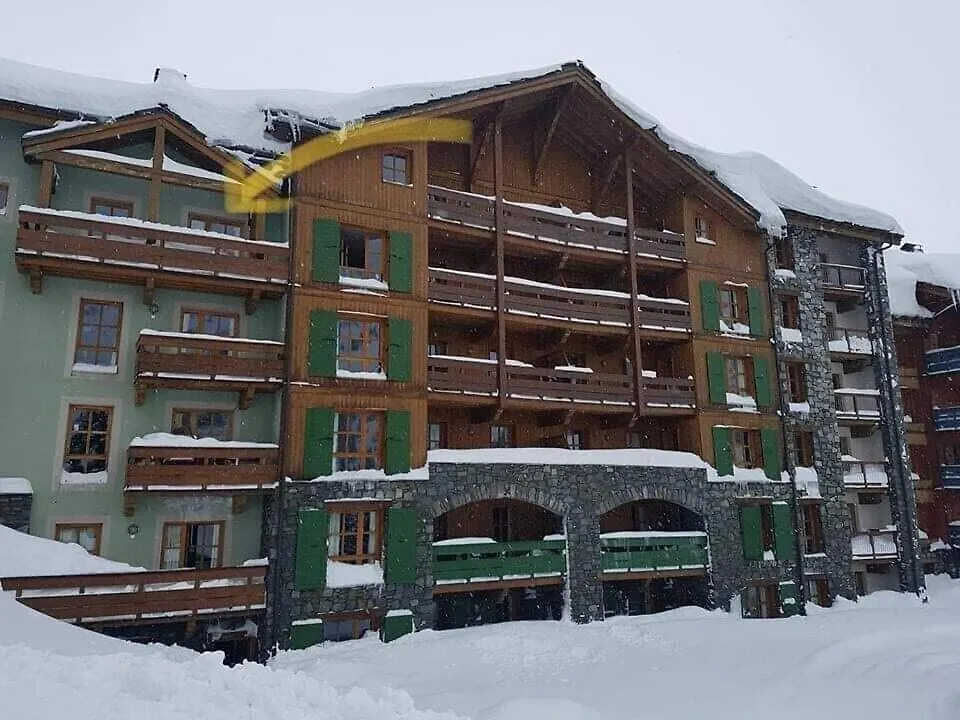 Chalet Mont Blanc - Arc 1950 - Ski-In Ski-Out, 2 Bed Duplex, Sleeps 8 Bourg-Saint-Maurice France