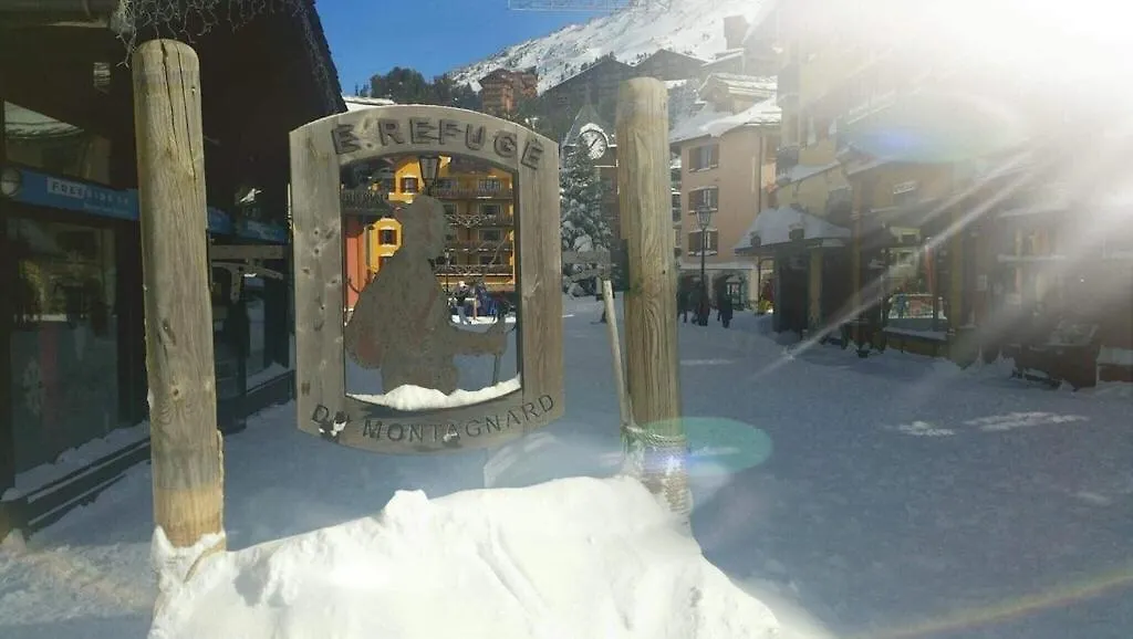 Apartment Chalet Mont Blanc - Arc 1950 - Ski-In Ski-Out, 2 Bed Duplex, Sleeps 8 Bourg-Saint-Maurice France
