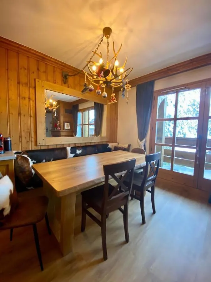 Apartment Chalet Mont Blanc - Arc 1950 - Ski-In Ski-Out, 2 Bed Duplex, Sleeps 8 Bourg-Saint-Maurice France